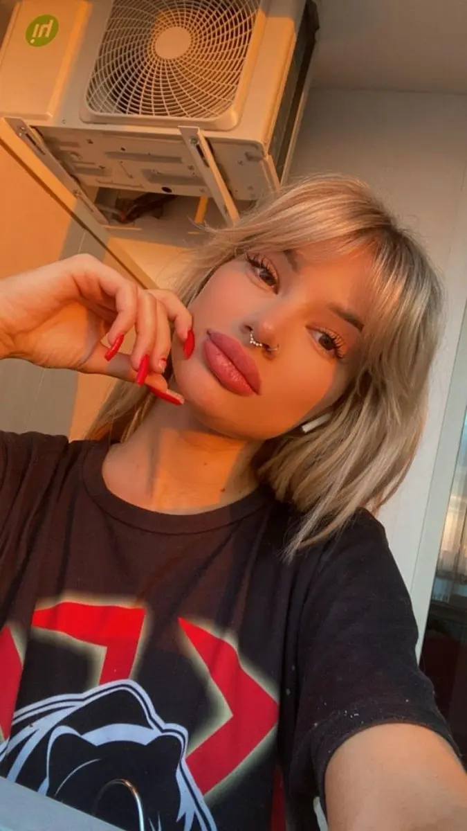 Alina escort in Paris